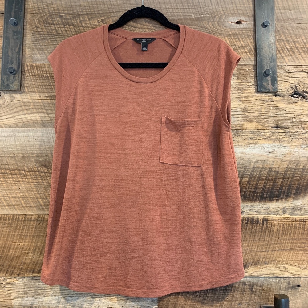 EUC - Banana Republic Factory - Cap Sleeve Top - Terracotta - Medium